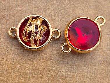 *Clearance Sale*1pc  Gold Tone / Flowers / Red Glass Bead / Connector / Link / Flat Round +/-