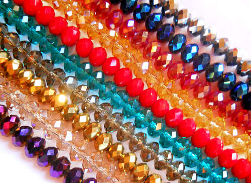 200 Faceted Glass Beads - 8mm