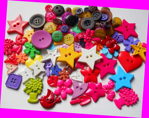 100 Buttons As Per Picture - 1 Pack