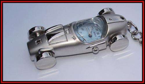 VINTAGE RACING CAR  KEYRING PENDANT WATCH