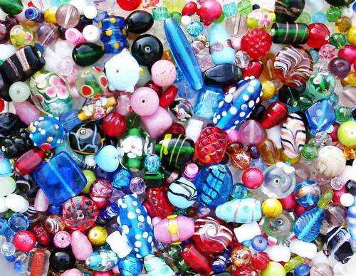 Mix Lot **1.5 Kg Glass Beads & Findings