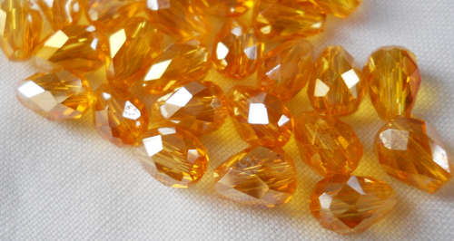 25  Yellow Faceted Glass Beads 7&4mm