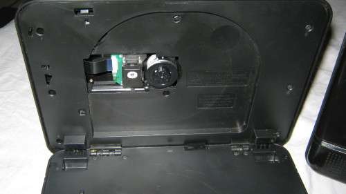 PORTABLE CAR DVD PLAYERS (USE IN CAR OR AT HOME)