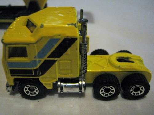 MATCHBOX Kenworth Truck and Car Transporter 1981