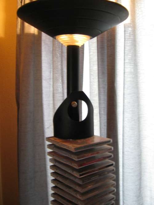 CD STAND WITH LAMP - BLACK METAL