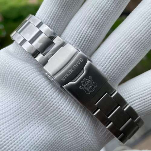 Steeldive SD1970 200m dive watch Black