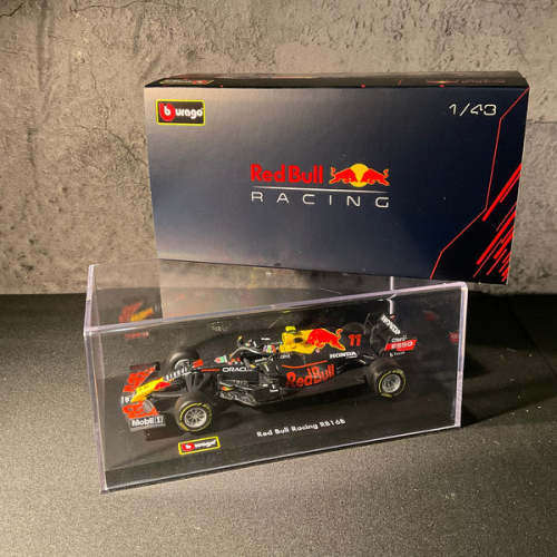Bburago F1 Redbull RB16B Max Verstappen 2021 1:43 with helmet & Case