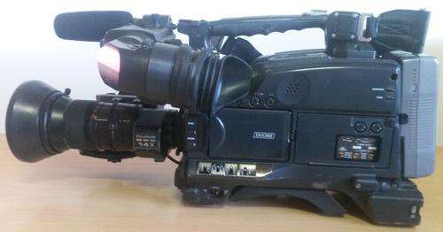 Sony DSR 400 DVCAM Professional Broadcast camera