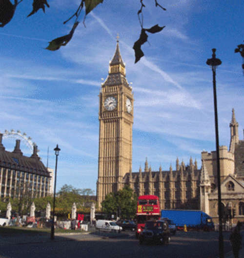 !MORE THAN R7000 WORTH! I NEED 2 GET TO UK URGENTLY!!!SO PLEASE CHECK OUT THIS BULK!