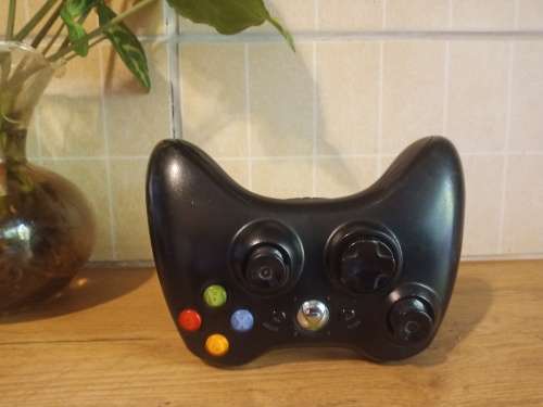 Xbox 360 original wireless controller for parts /repair