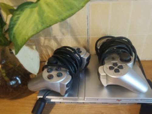 Ps2 slim silver bundle