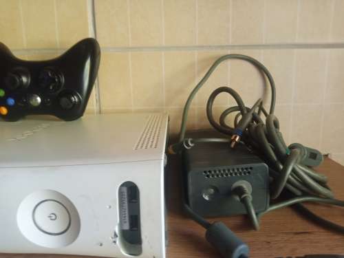 Xbox 360 phat 20gb