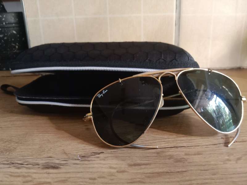 Original babyface Rayban. Please read