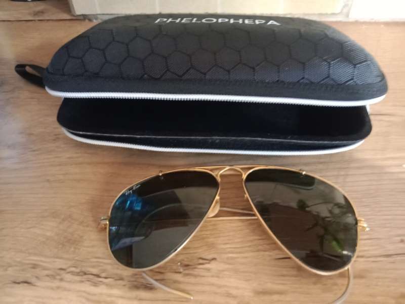 Original babyface Rayban. Please read