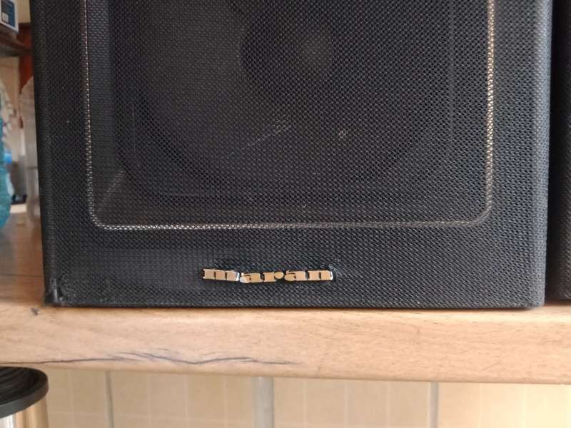 Vintage Marantz bookshelf speakers