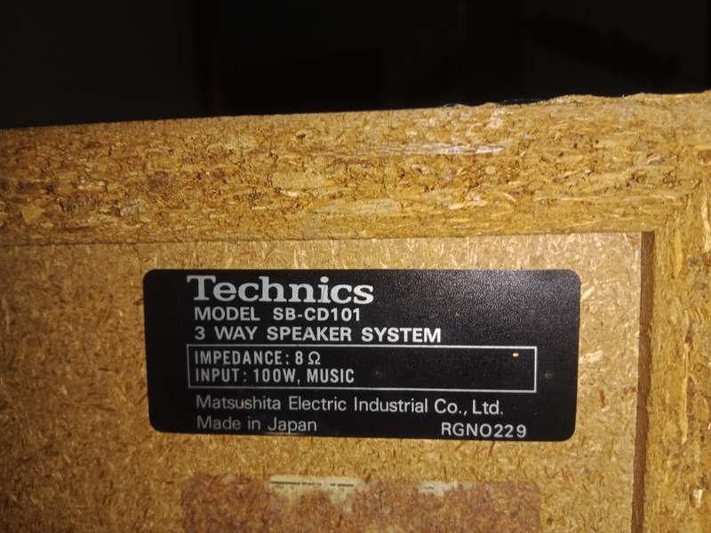 Technics SB CD 101 hifi speakers. Please read