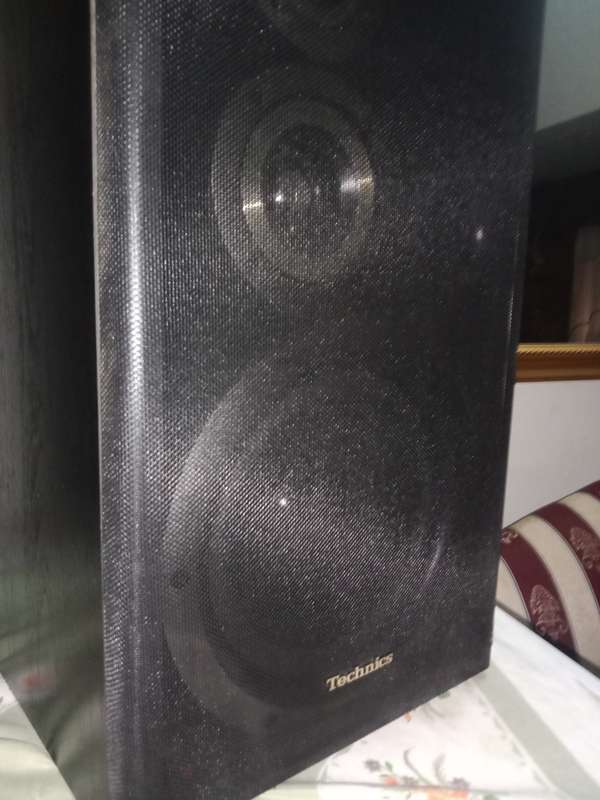 Technics SB CD 101 hifi speakers. Please read