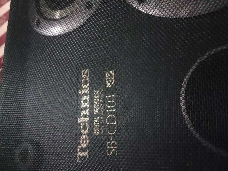Technics SB CD 101 hifi speakers. Please read