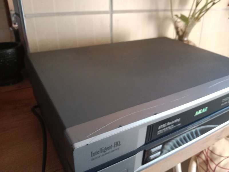 Vintage AKai VHS video recorder for parts