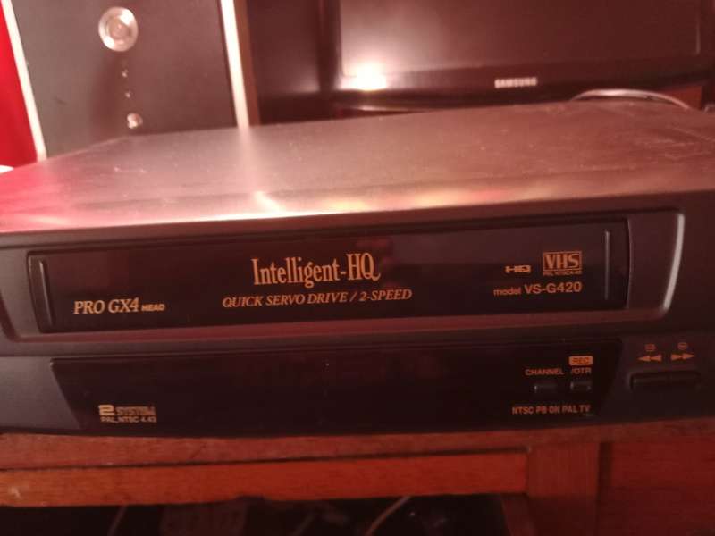 Akai Vintage VHS video recorder As is