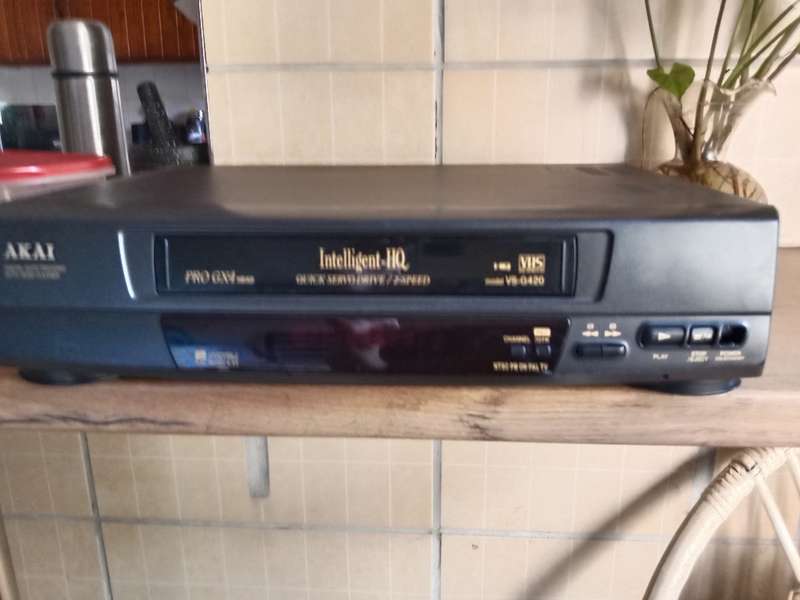 Akai Vintage VHS video recorder As is
