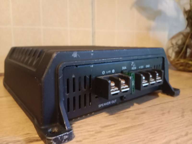 Sony XM-SW1 small Monoblock amp