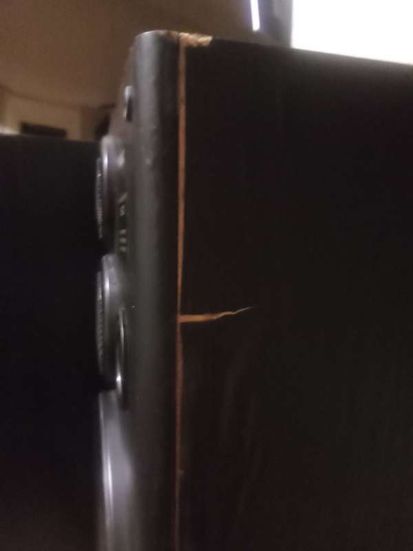 Vintage Sony SS D33 bookshelf speakers