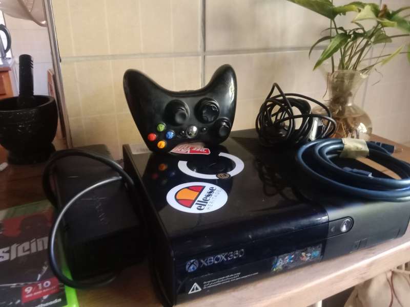 Xbox 360e bundle