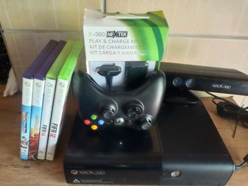 Xbox 360e Kinect bundle