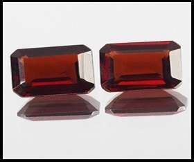 STUNNING 100% NATURAL RECTANGLE CUT FLAWLESS RED GARNET PAIR - R1 NO RESERVE AUCTION!