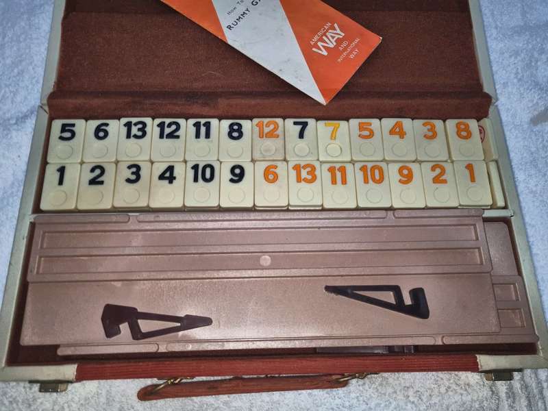 Vintage Rummy Tile Game W/Carry Case American Way & International Way