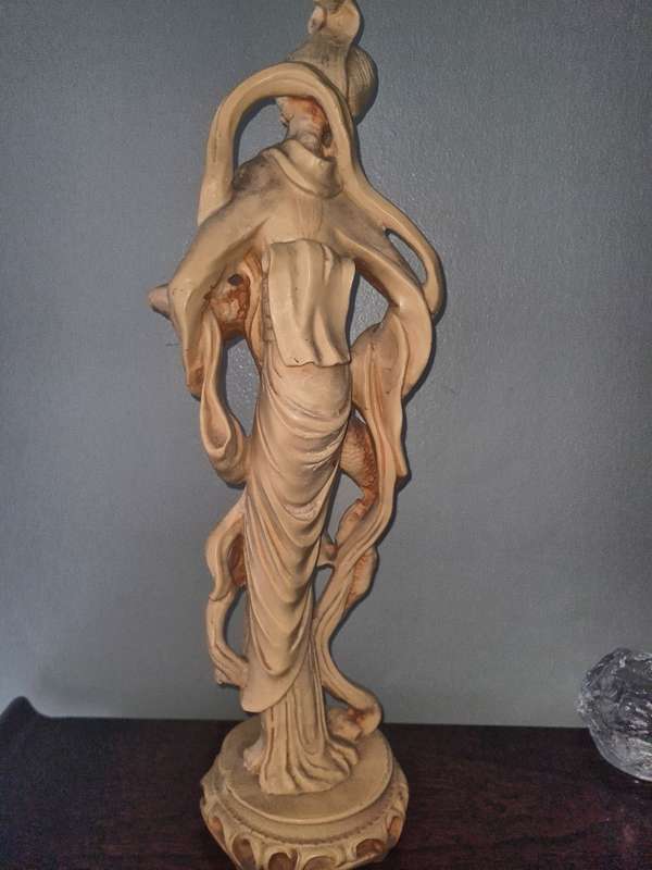 A beautiful Vintage  Oriental Geisha Sculpture or Figurine Large 48cm Tall