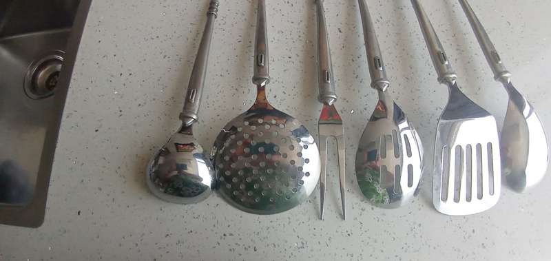 Carrol Boyes Wall Mounted 6 Piece Utensil Set