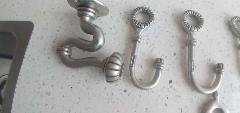 Carrol Boyes Wall Mounted 6 Piece Utensil Set