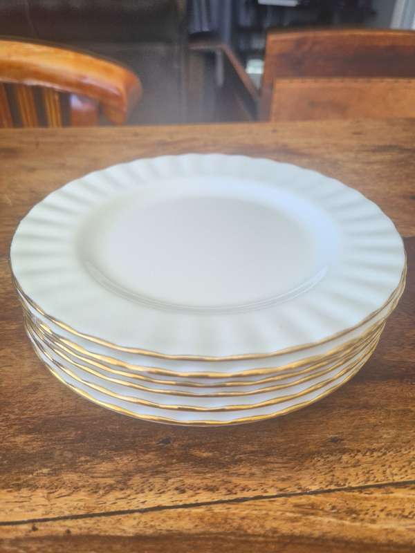 Royal Albert Set of 6 white and gold side plates