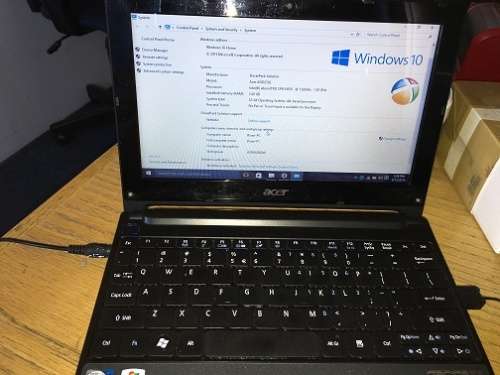 Acer Aspire One 10.1" Laptop (D255E) Bundle