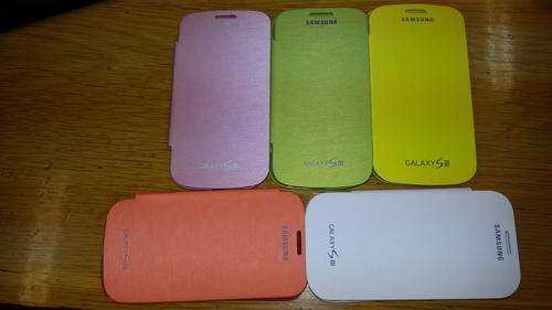 Flip case for Samsung Galaxy S3 - Light Green/Olive