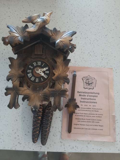 Cuckoo clock with music