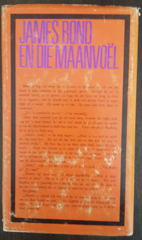 James Bond en die Maanvoël