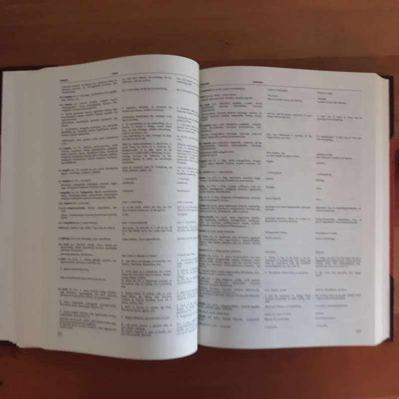 The Greater dictionary of Xhosa Volume 3 - Editor-in-chief, H.W. Pahl