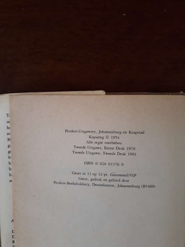 3 x Die Uile Books (Cor Dirks)