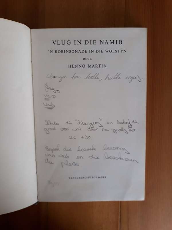 Vlug in die Namib (Henno Martin)
