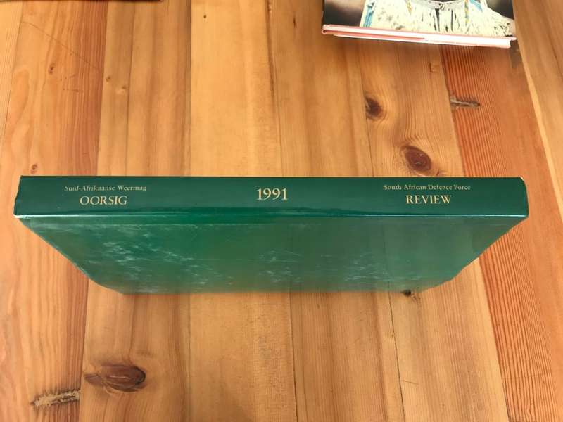 Suid-Afrikaanse Weermag Oorsig 1991 Review South African Defence Force