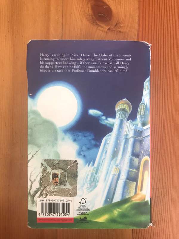Harry Potter and The Deathly Hallows - J.K. Rowling