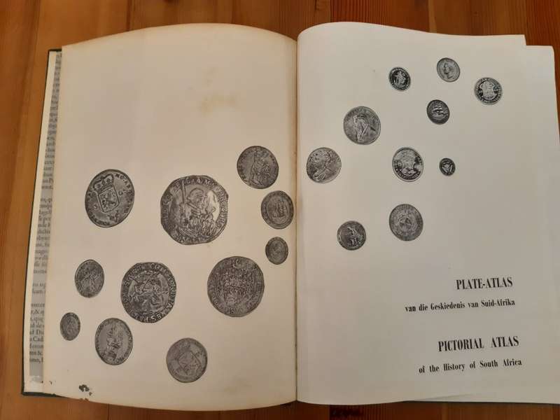 Pictorial Atlas of the History of the Union of South Africa / Plate-Atlas van die Geskiedenis van di