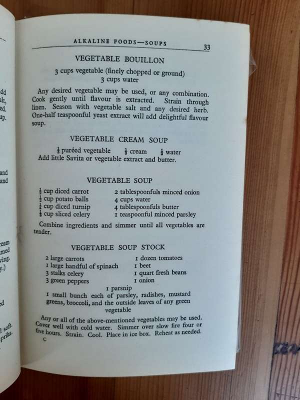 The Hay System Cookery Book - Doris M. L. Grant
