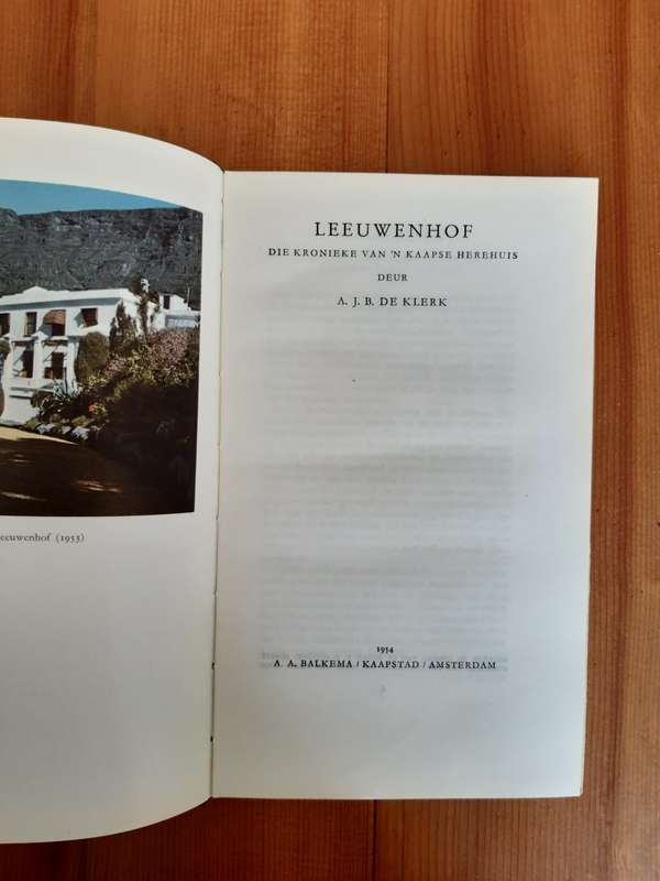 Leeuwenhof: Die Kronieke van 'n Kaapse Herehuis
