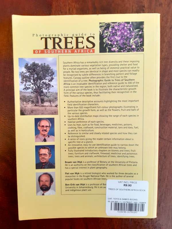 Photographic Guide to Trees of Southern Africa - Braam van Wyk; Piet van Wyk; Ben-Erik van Wyk