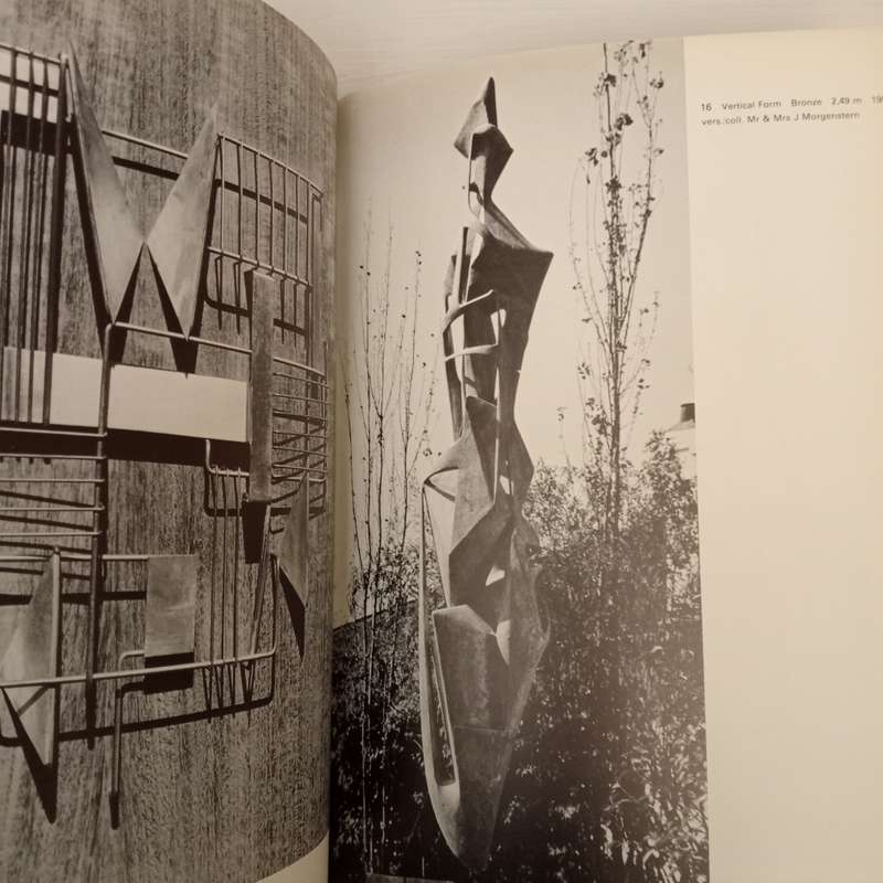 Edoardo Villa: Sculpture - Dr A.J. Werth