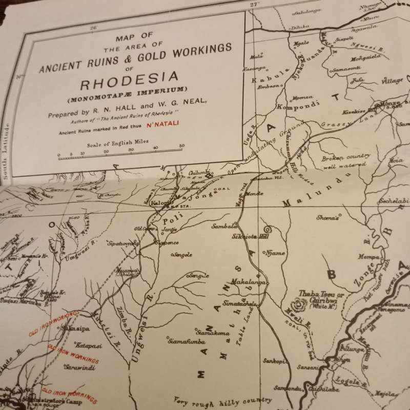 The Ancient Ruins of Rhodesia (Vol. 23) (Monomotapae Imperium)
